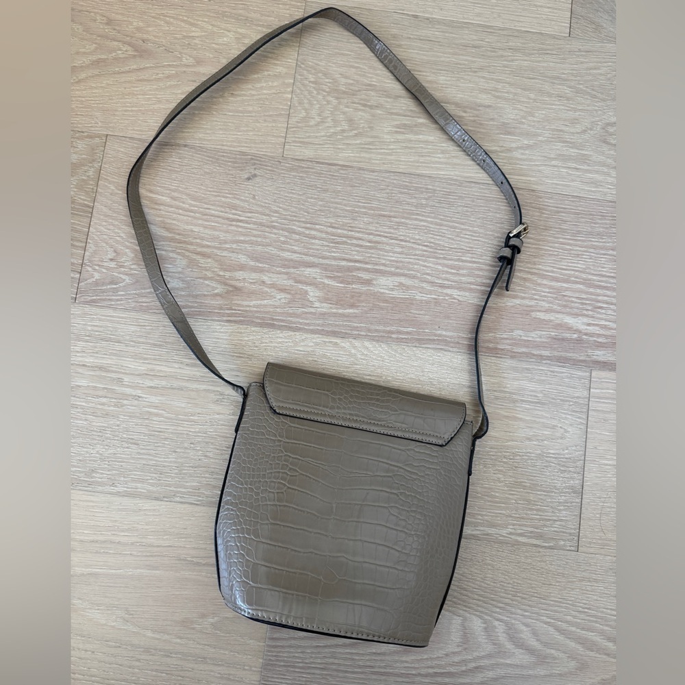 MANGO Bucket Bag - Picture 4 of 8